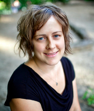 Book an Appointment with Stefanie Beniek for Acupuncture & Chinese Herbal Medicine