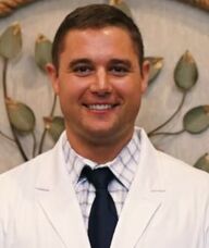 Book an Appointment with Dr. Gabriel Straus for Chiropractic