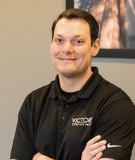 Book an Appointment with Dr. Dustin Henry for Chiropractic