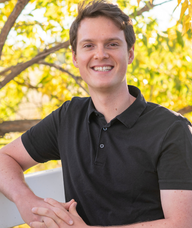 Book an Appointment with Jonathan Oliveira for Massage Therapy