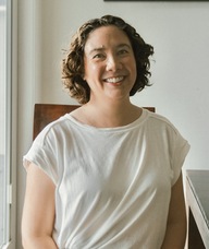 Book an Appointment with Chloe Williams for Feeding + Bodywork