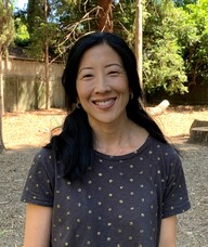 Book an Appointment with Yonie Young for Acupuncture